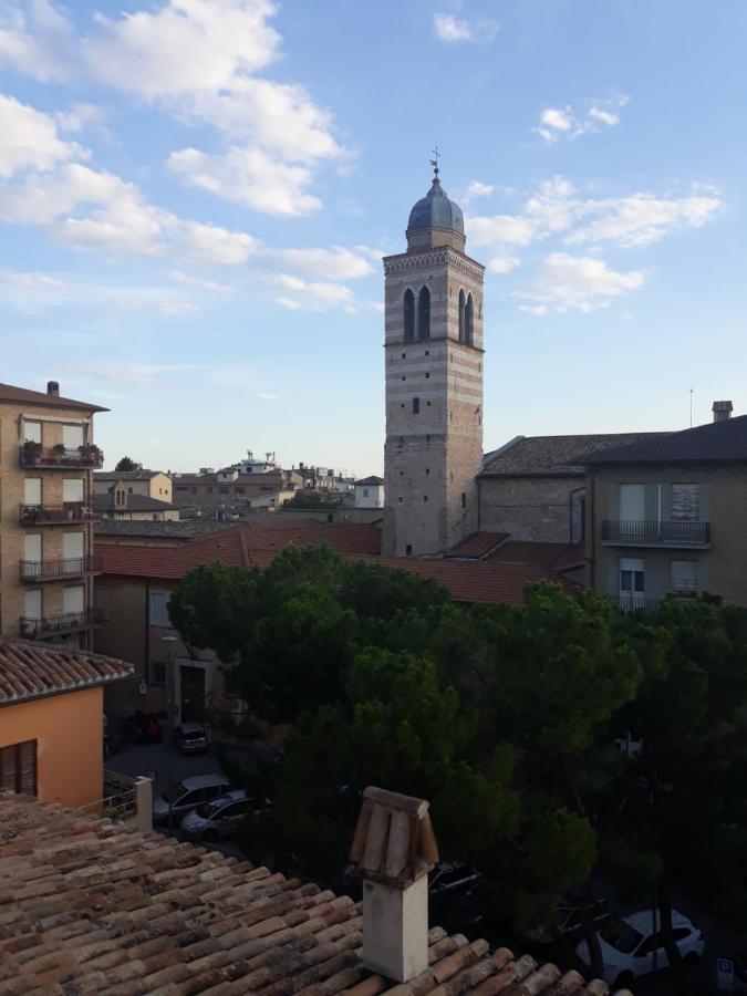 Hotel La Torretta フォリーニョ エクステリア 写真