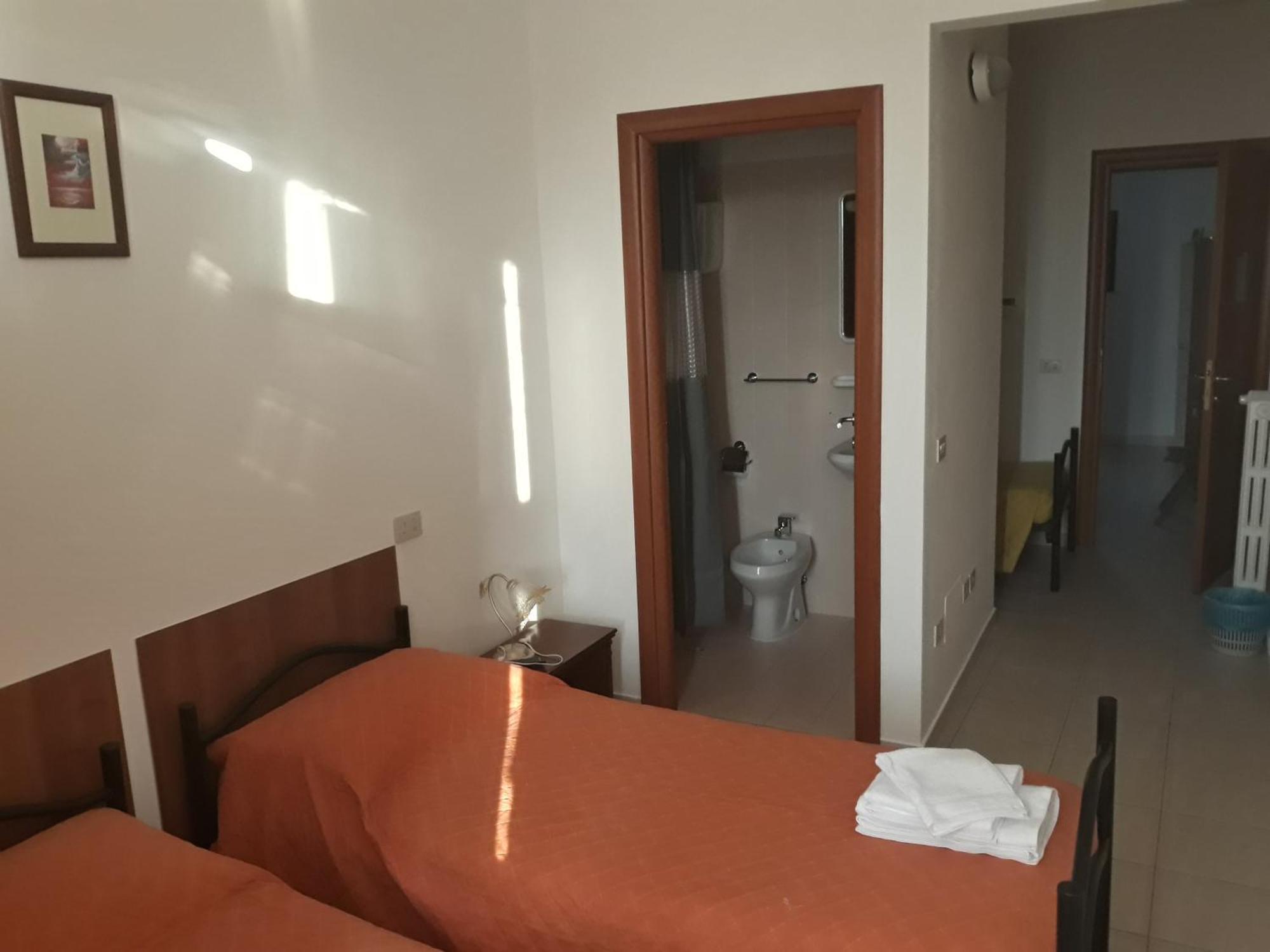 Hotel La Torretta フォリーニョ 部屋 写真